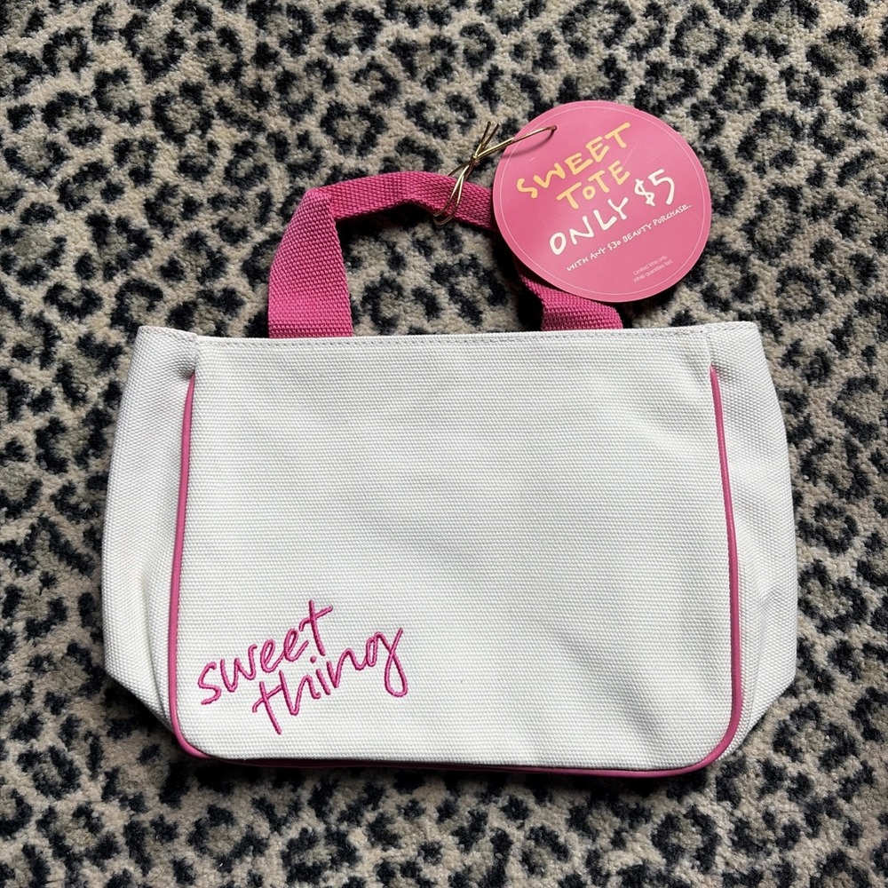 New Victoria's Secret PINK canvas tote bag featuring "Sweet Thing"‎ embroidery